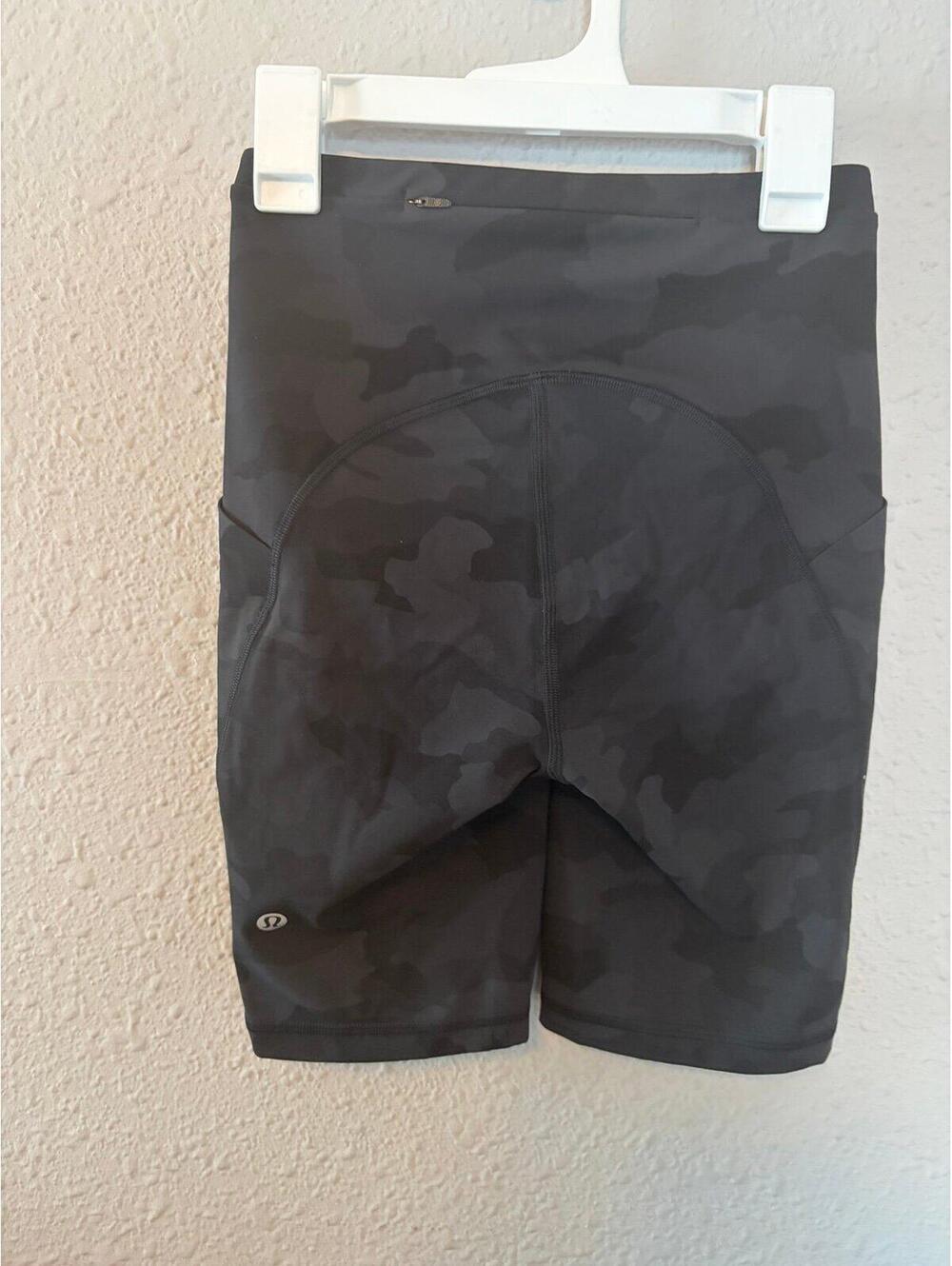 Lululemon Swift Speed High-Rise Short 8in inseam Heritage 265 Camo Deep Coal Mul